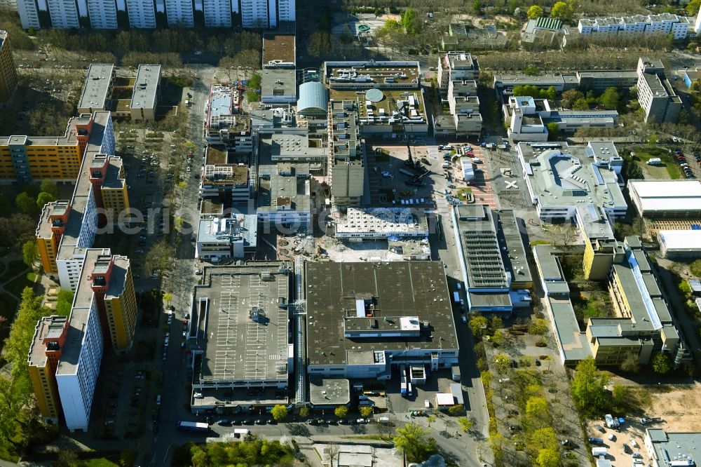 Aerial photograph Berlin - Revitalization and expansion construction at the building complex of the shopping center Maerkische Zentrum in the district Maerkisches Viertel in Berlin, Germany