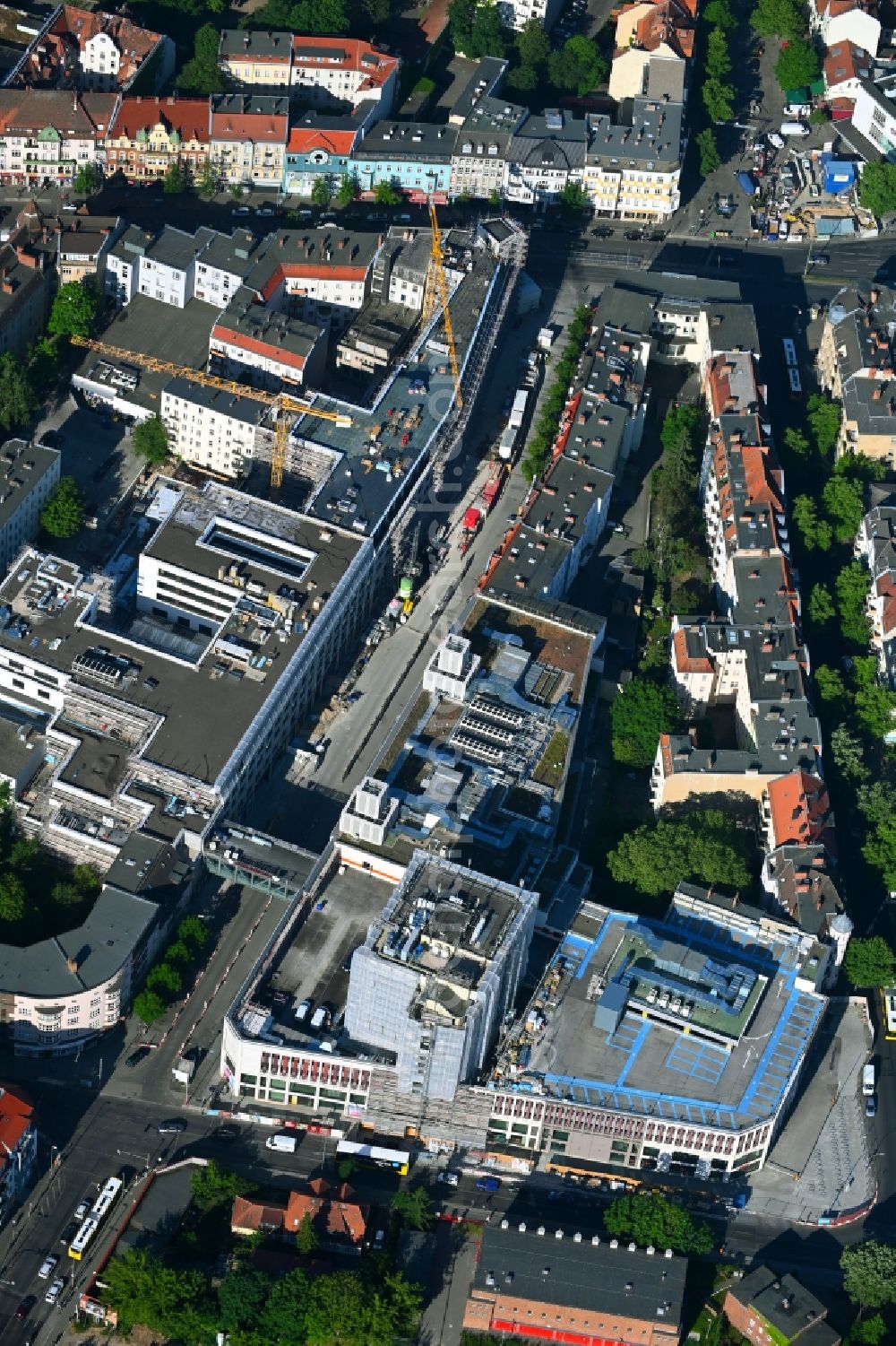 Aerial photograph Berlin - Revitalization and expansion construction at the building complex of the shopping center Tegel Quartier on street Gorkistrasse in the district Tegel in Berlin, Germany