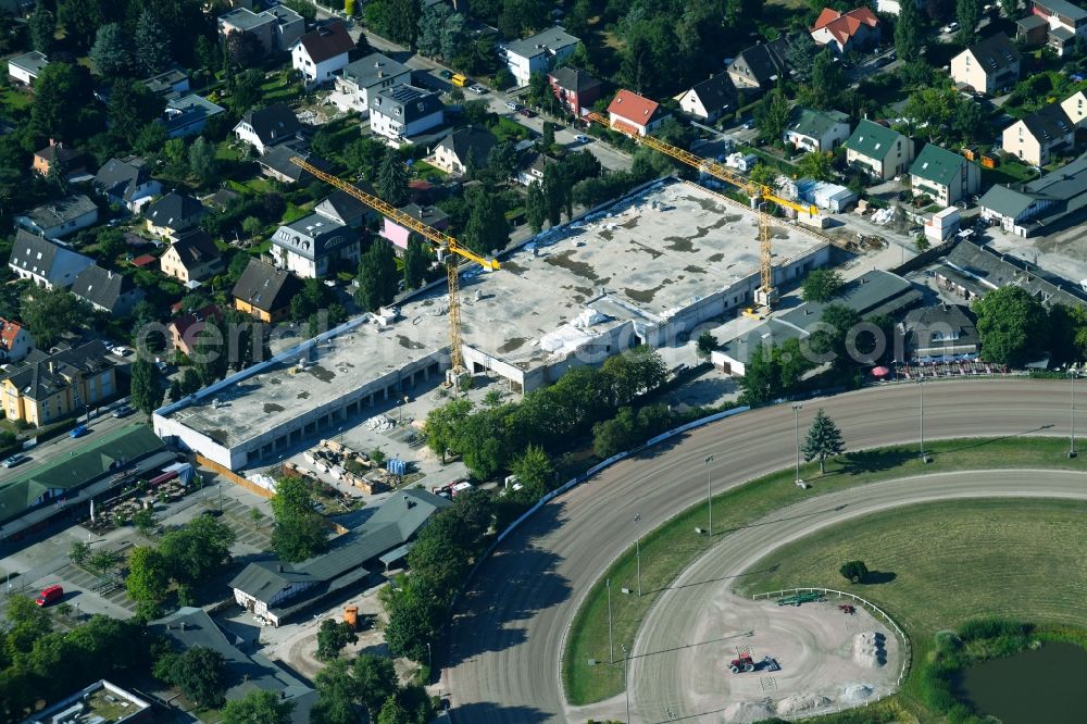 Aerial image Berlin - Revitalization and expansion construction at the building complex of the shopping center Titlisweg in the district Mariendorf in Berlin, Germany