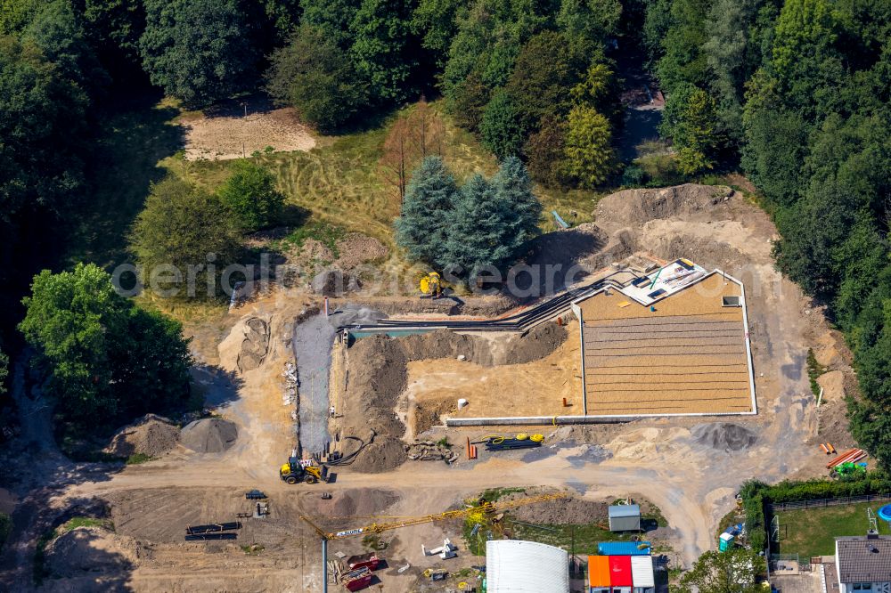 Ennepetal from above - Construction site for the modernization, renovation and conversion of the swimming pool of the outdoor pool of Klutertbad (vormals Platsch) in Ennepetal at Ruhrgebiet in the state North Rhine-Westphalia, Germany