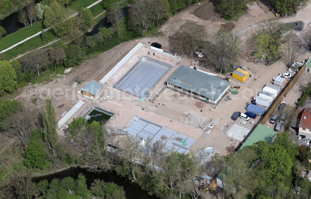 Sömmerda from above - Construction site for the modernization, renovation and conversion of the swimming pool of the outdoor pool in Soemmerda in the state Thuringia, Germany