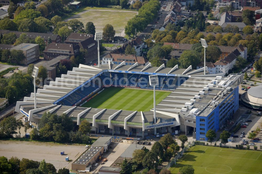 Aerial image Bochum - Das Rewirpowerstadion, bis 2006 Ruhrstadion genannt, ist das Fußballstadion des VfL Bochum in Bochum, Nordrhein-Westfalen. Es ist komplett überdacht und bietet 30000 Zuschauern Platz. The stadium Rewirpowerstadion, until 2006 the Ruhrstadion, is the football stadium of the football club VfL Bochum in Bochum, North Rhine-Westphalia. It is completely roofed and provides space for up to 30.000 viewers.