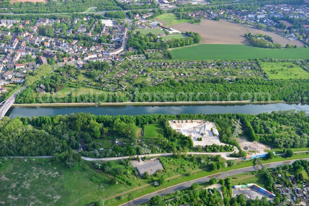 Aerial photograph Herne - View from north to south across the Rhine-Herne Canal in Herne in North Rhine-Westphalia