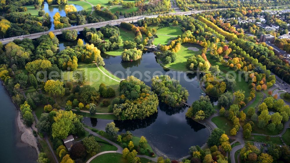 Bonn from the bird's eye view: Rheinaue in Bonn in the state North Rhine-Westphalia, Germany