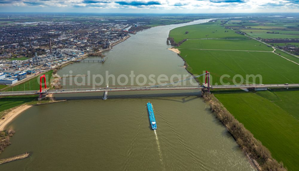 Emmerich from above - Bridge structure Rhine bridge Emmerich on the Rhine River along the federal road B 220 in North Rhine-Westphalia