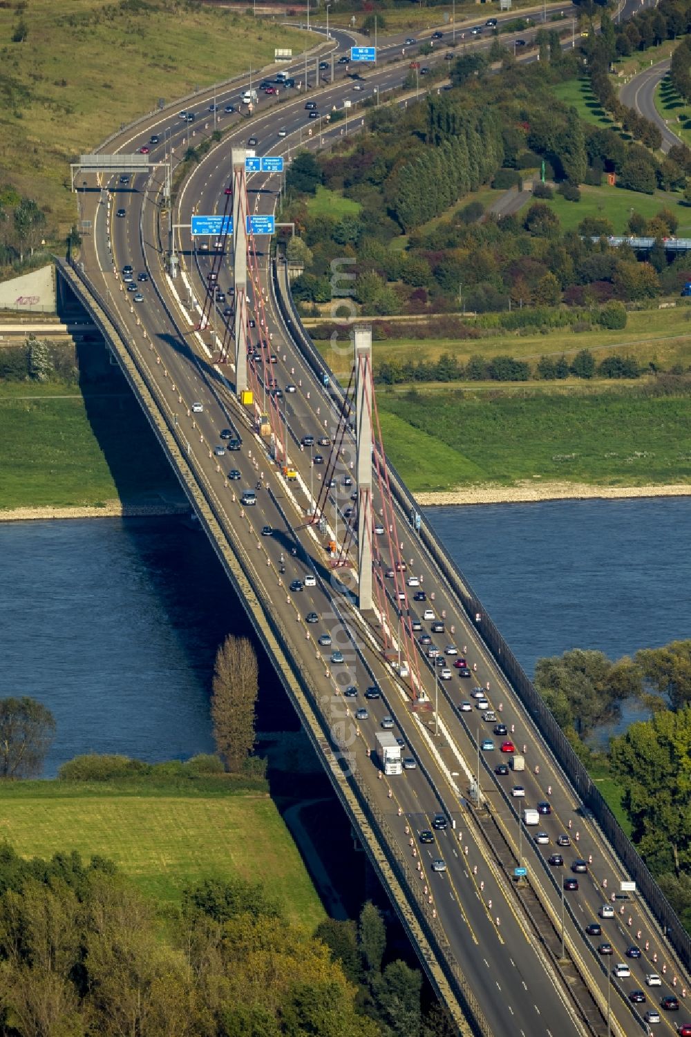 Leverkusen from the bird's eye view: Rhine Bridge - Highway bridge the BAB A1 - E37 in Wiesdorf district in Leverkusen in North Rhine-Westphalia