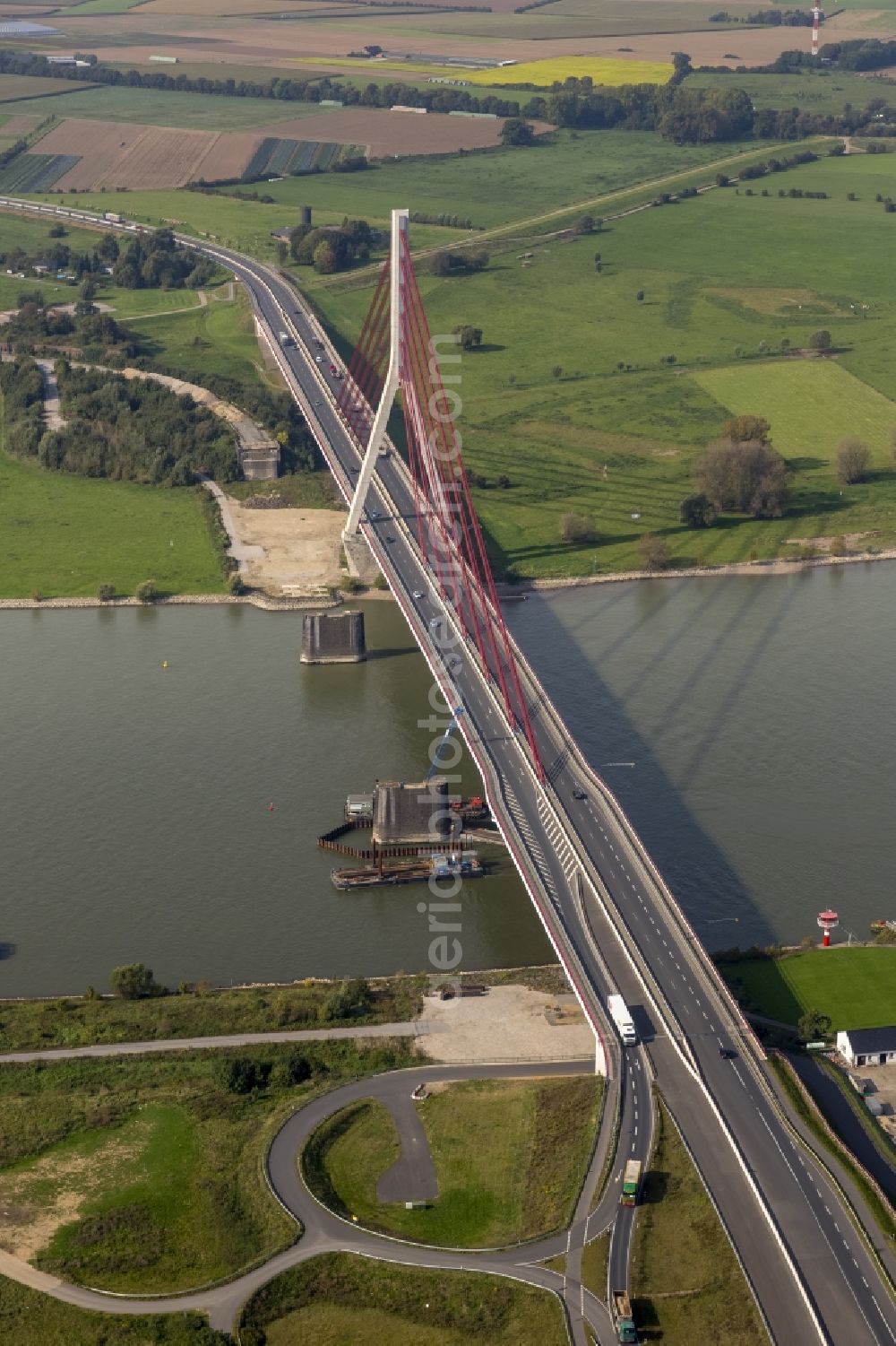 Aerial image Leverkusen - Rhine Bridge - Highway bridge the BAB A1 - E37 in Wiesdorf district in Leverkusen in North Rhine-Westphalia