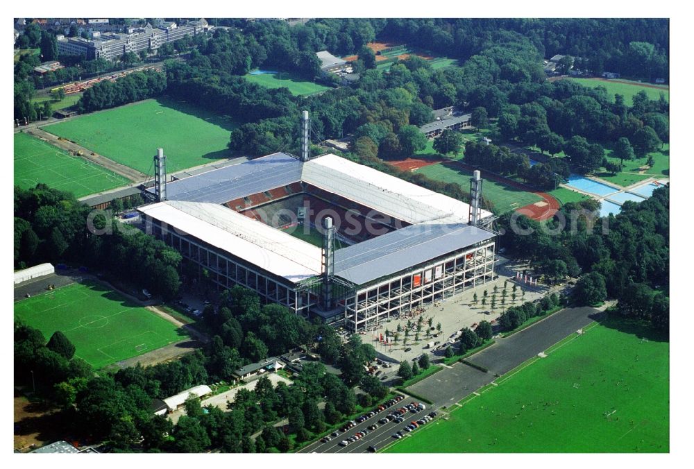 Aerial photograph Köln - View at the RheinEnergieStadium in the district Muengersdorf in Cologne in the federal state North Rhine-Westphalia. The RheinEnergieStadion is the home ground of the 1. FC Koeln. Owner is the Koelner Sportstaetten GmbH