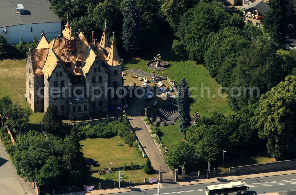 Aerial photograph Rudolstadt - The Richtersche villa is located in the Schwarzburger Chaussee in Rudolstadt in Thuringia. The monument is named after its developers, the manufacturer Richter. On the premises in the vicinity of the period villa known under the brand anchor children's toy was produced