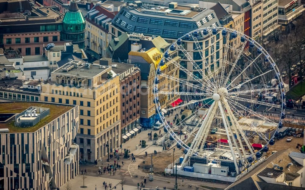 Düsseldorf from the bird's eye view: Ferris Wheel on Koenigsallee in Duesseldorf in the state North Rhine-Westphalia