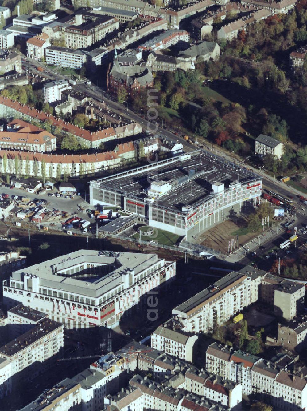 Aerial photograph Berlin - Lichtenberg - Ring-Center II der ECE Hamburg nach der Eröffnung des zweiten Bauabschnittes an der Frankfurter Allee in Berlin.