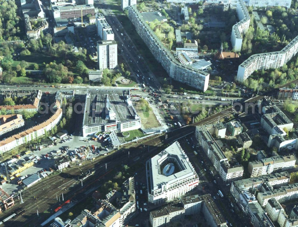 Aerial image Berlin - Lichtenberg - Ring-Center II der ECE Hamburg nach der Eröffnung des zweiten Bauabschnittes an der Frankfurter Allee in Berlin.