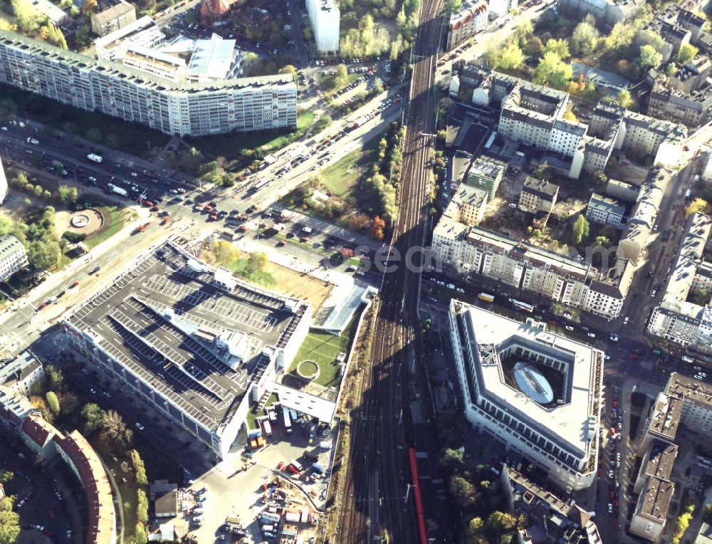 Berlin - Lichtenberg from above - Ring-Center II der ECE Hamburg nach der Eröffnung des zweiten Bauabschnittes an der Frankfurter Allee in Berlin.