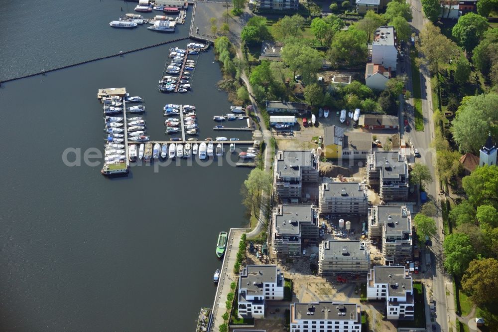 Aerial image Berlin, Friedrichshain, Stralau - The STRATEGIS AG builds on the peninsula Stralau in Berlin-Friedrichshain Tunnelstrasse 48-49 under the project name Riverside - Living on the Spree quality living space