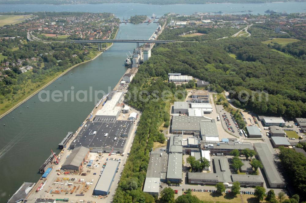 Kiel from the bird's eye view: Blick auf das Gelände der Boattec GmbH am Ufer des Nord-Ostsee-Kanal in Kiel in Schleswig-Holstein / SH, Kontakt: