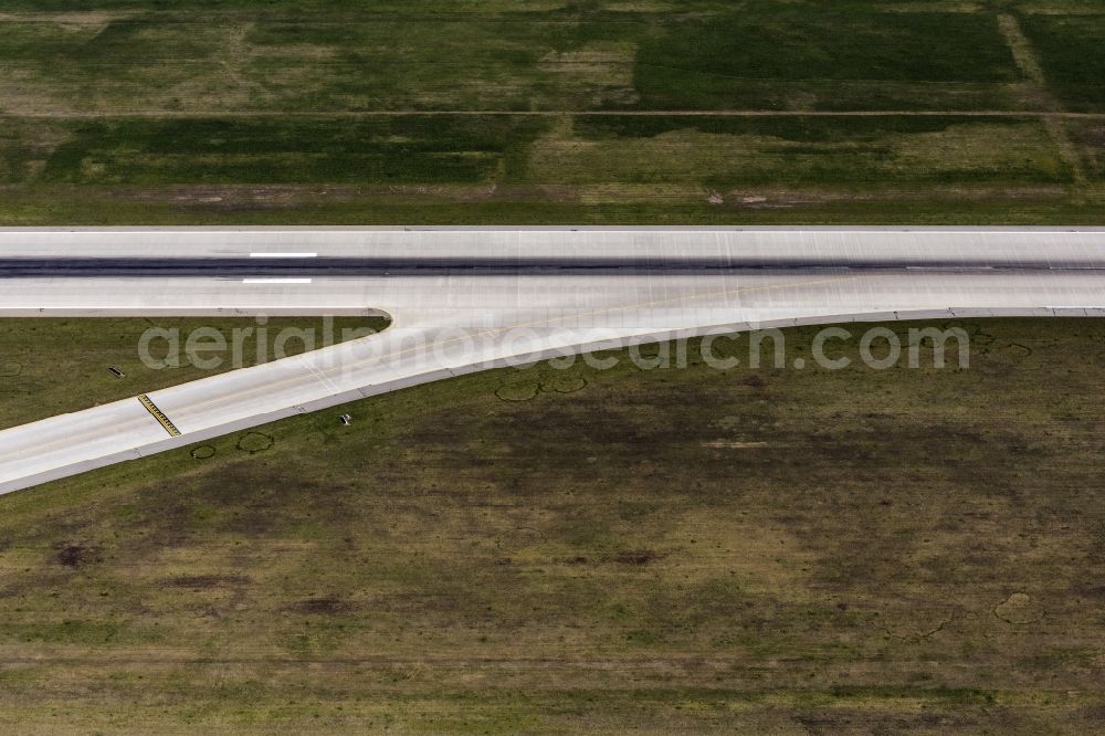 München-Flughafen from above - Rolling on the apron of the airport in Muenchen-Flughafen in the state Bavaria, Germany