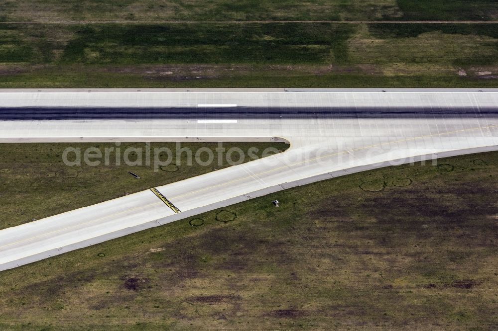 Aerial image München-Flughafen - Rolling on the apron of the airport in Muenchen-Flughafen in the state Bavaria, Germany