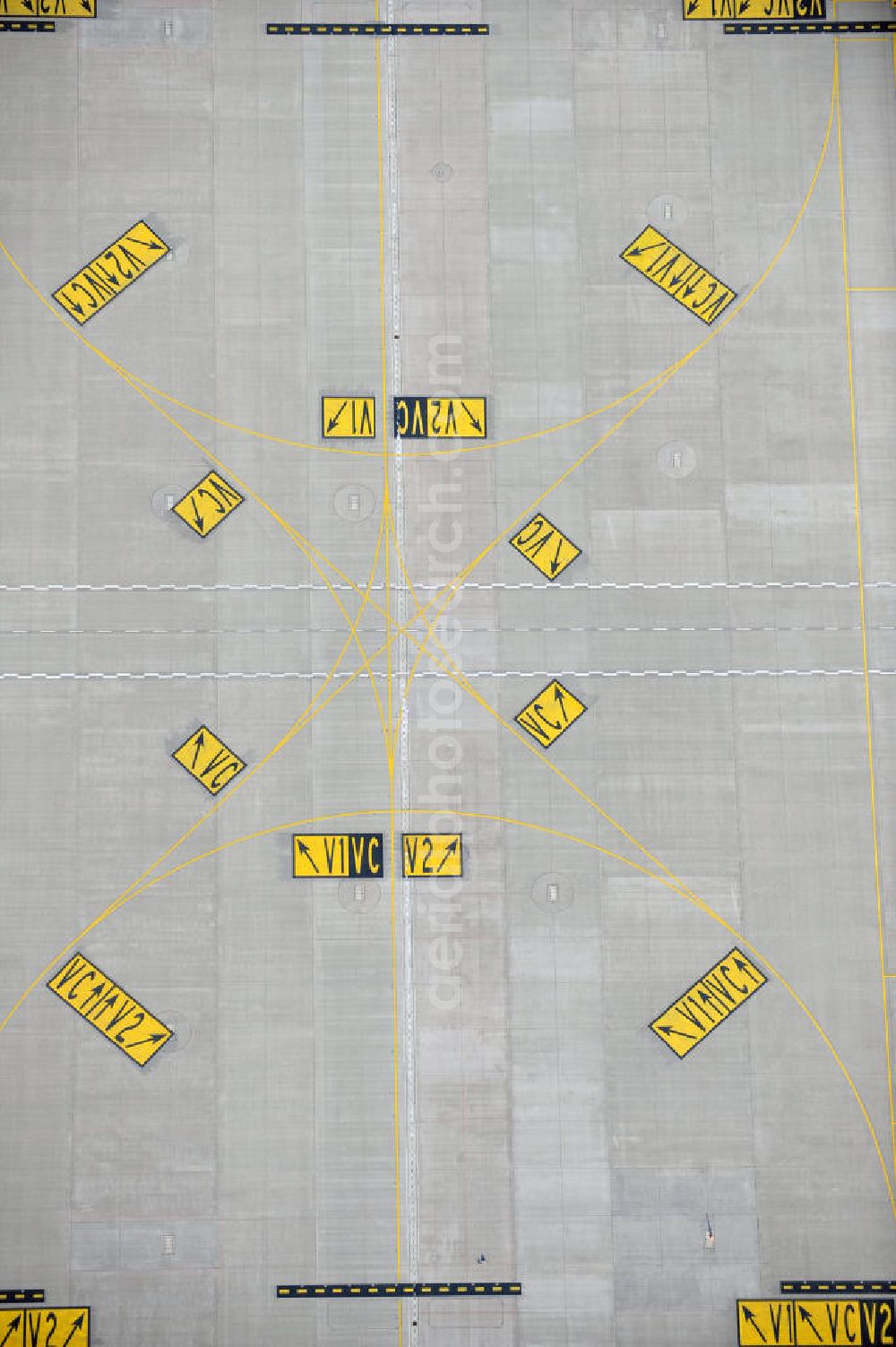 Schönefeld from the bird's eye view: Taxiway markings on the eve of the new terminal at the airport Berlin Schönefeld