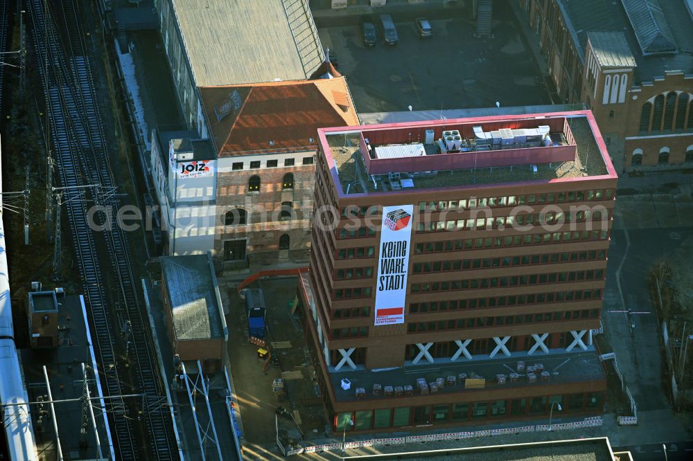 Aerial image Berlin - Construction site for the new building of Rosa-Luxemburg-Stiftung Am Postbahnhof on street Strasse der Pariser Kommune in the district Friedrichshain in Berlin, Germany