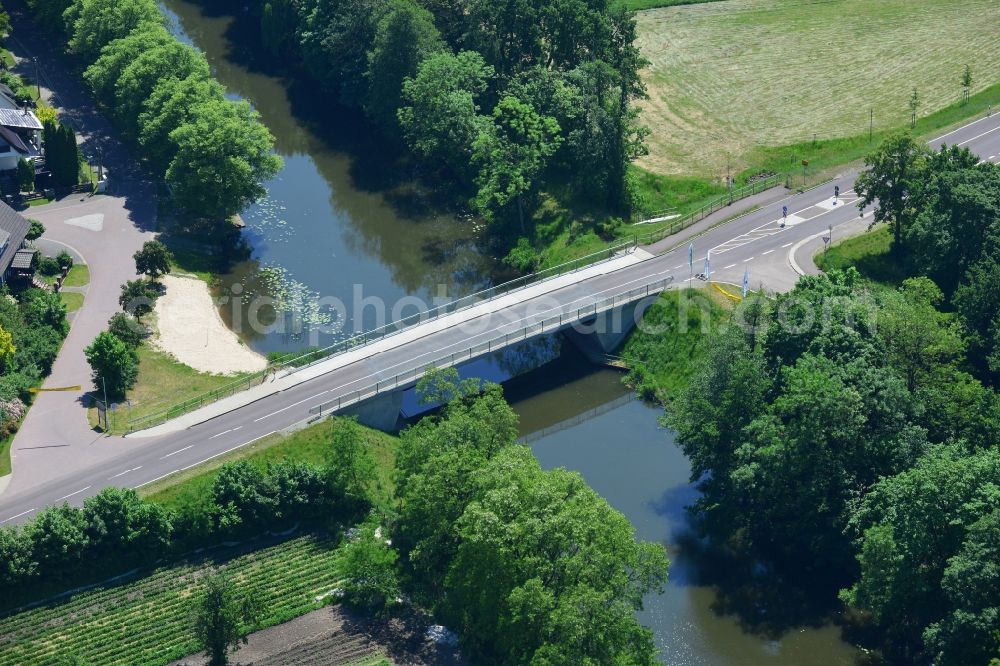 Aerial image Roßdorf - The Rossdorf bridge over the Rossdorf Old Canal in the state Saxony-Anhalt