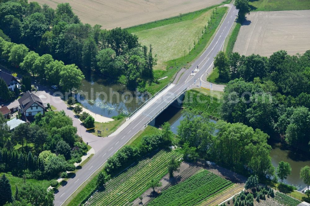 Aerial photograph Roßdorf - The Rossdorf bridge over the Rossdorf Old Canal in the state Saxony-Anhalt