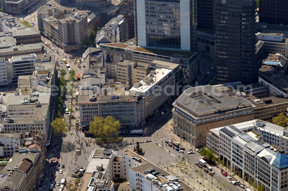 Aerial photograph Frankfurt am Main - Ensemble square Rossmarkt in the inner city center in Frankfurt in the state Hesse