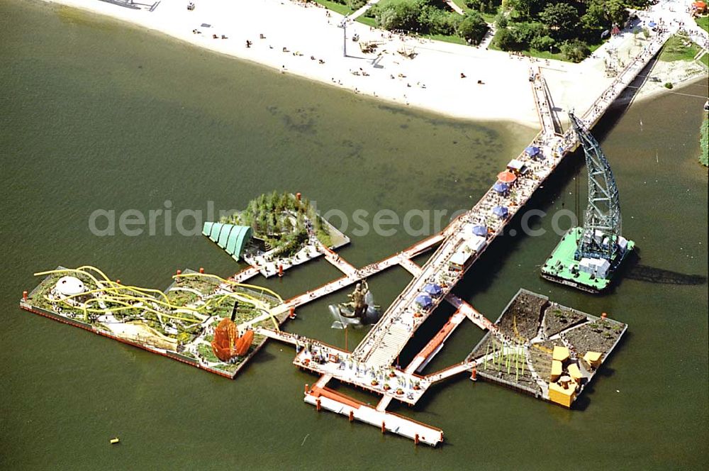 Aerial image Rostock / Mecklenburg Vorpommern - Rostock / Mecklenburg Vorpommern Gelände der 9A ( internationale Gartenbauausstellung in Rostock) Schwimmende Gärten (karge Insel, grüne Insel, Blüteninsel)