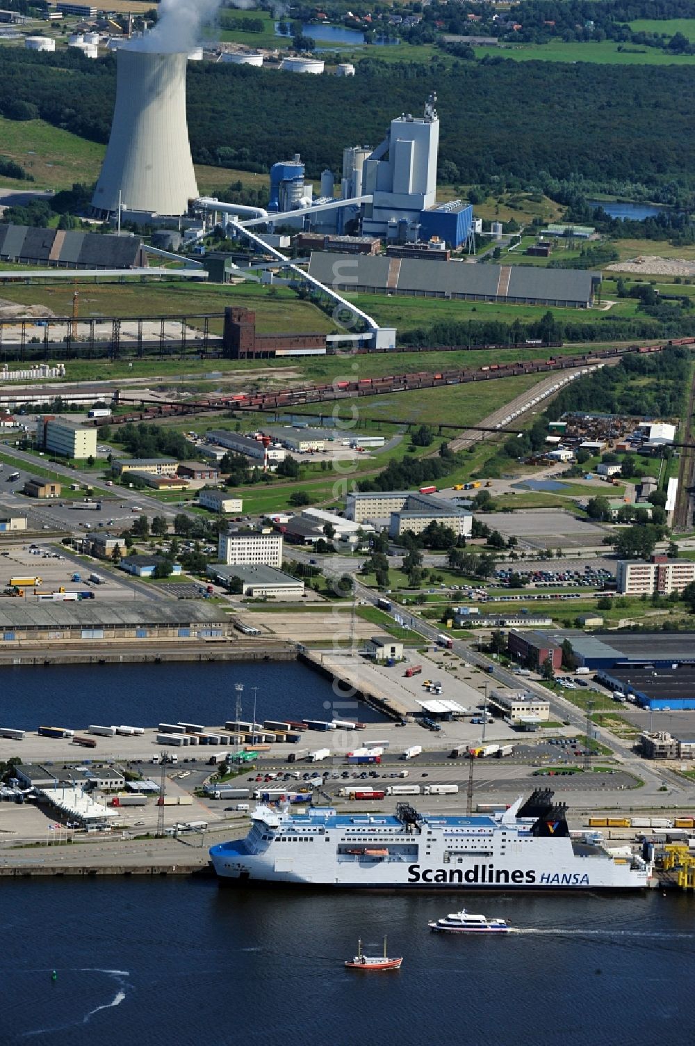 Rostock from the bird's eye view: Piers I through IV in the Port of Rostock in Mecklenburg Western Pomerania