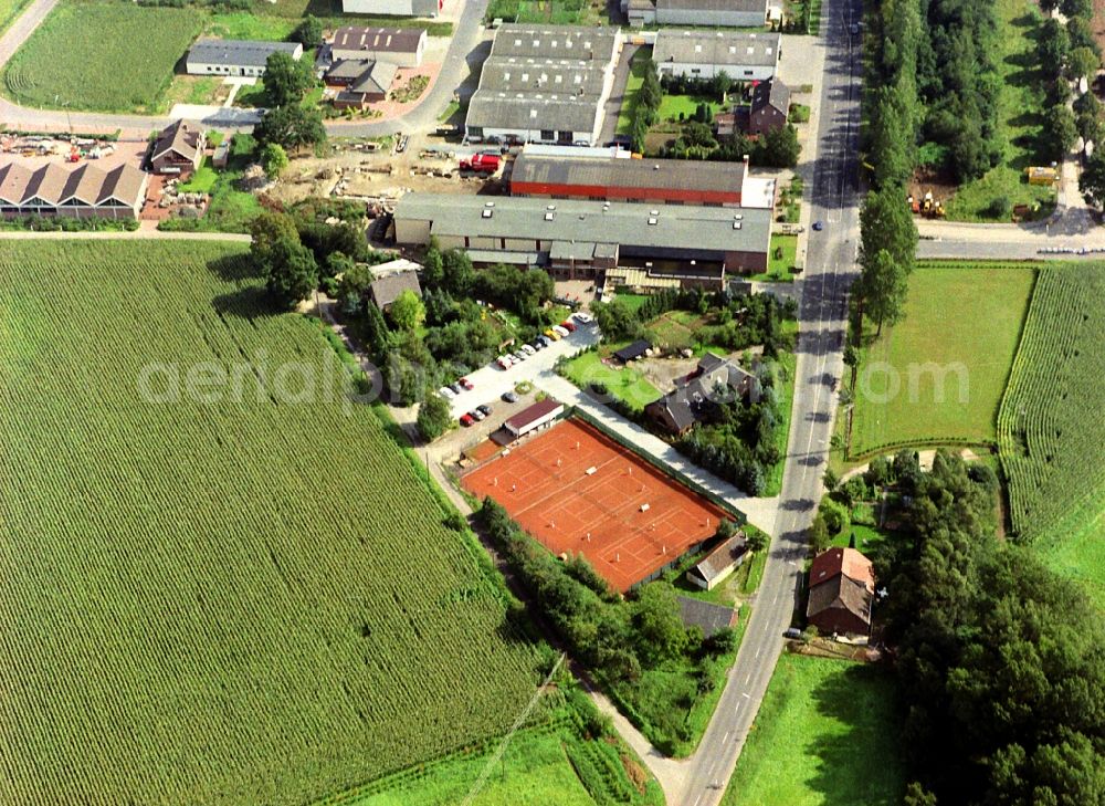 Issum from above - Tennis court sports field am Nordring in the district Sevelen in Issum in the state North Rhine-Westphalia