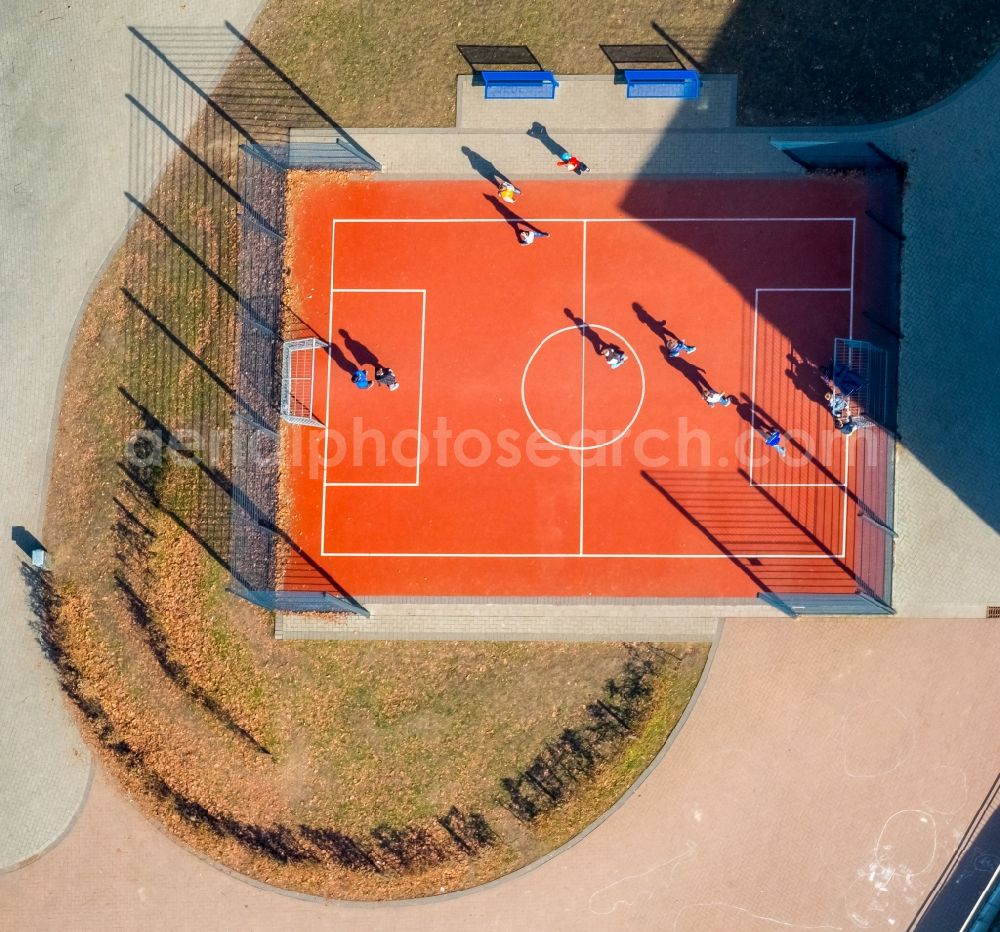 Aerial photograph Hamm - Tennis court sports field on Schachtstrasse in the district Herringen in Hamm in the state North Rhine-Westphalia