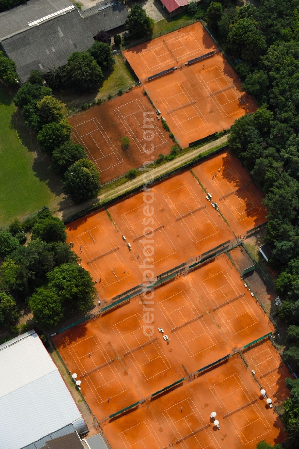 Karlsruhe from above - Tennis court sports field of SSC Karlsruhe e.V. Am Sportpark in the district Hagsfeld in Karlsruhe in the state Baden-Wurttemberg, Germany