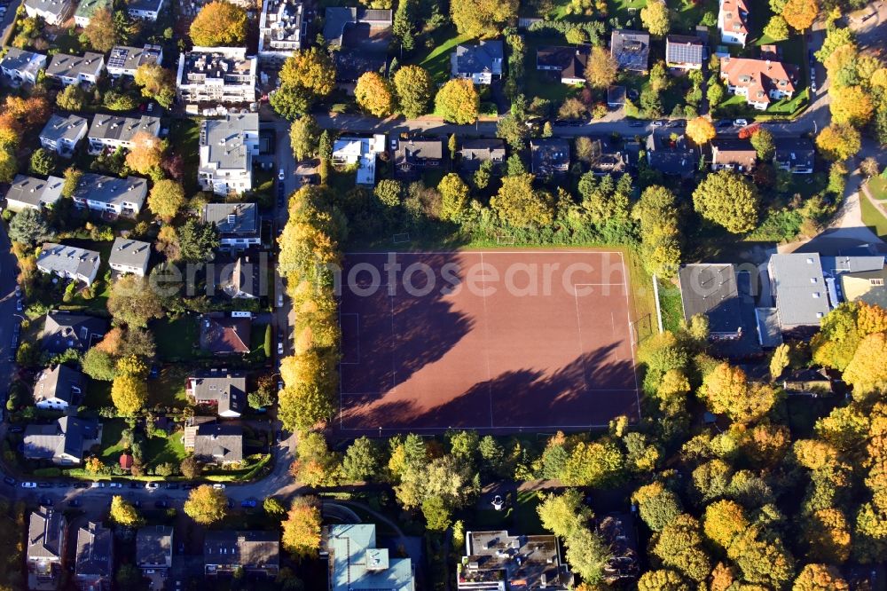 Hamburg from the bird's eye view: Tennis court sports field Trenknerweg in the district Othmarschen in Hamburg, Germany