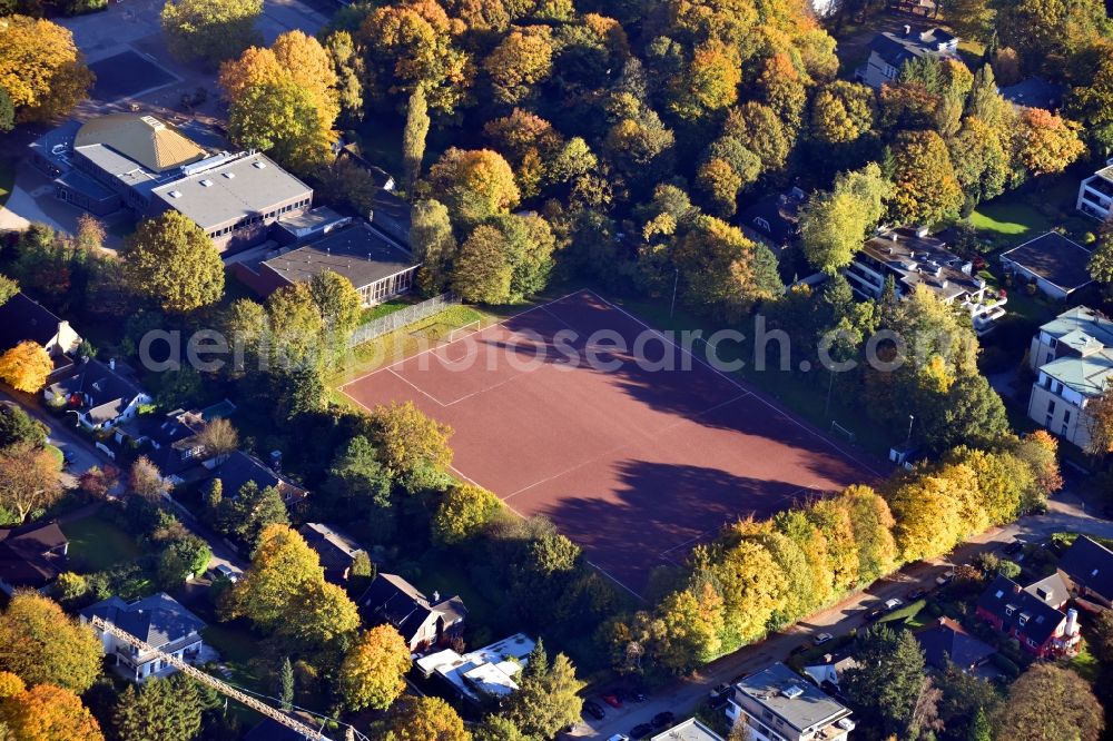 Hamburg from the bird's eye view: Tennis court sports field Trenknerweg in the district Othmarschen in Hamburg, Germany