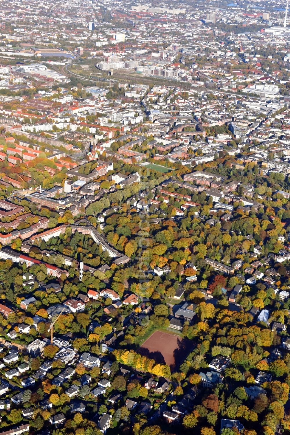 Hamburg from the bird's eye view: Tennis court sports field Trenknerweg in the district Othmarschen in Hamburg, Germany