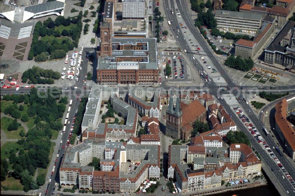 Berlin / Mitte from above - Rotes Rathaus, Nikolaikirche, Neptunbrunnen und Marx-Engels-Forum in Berlin Mitte 1995