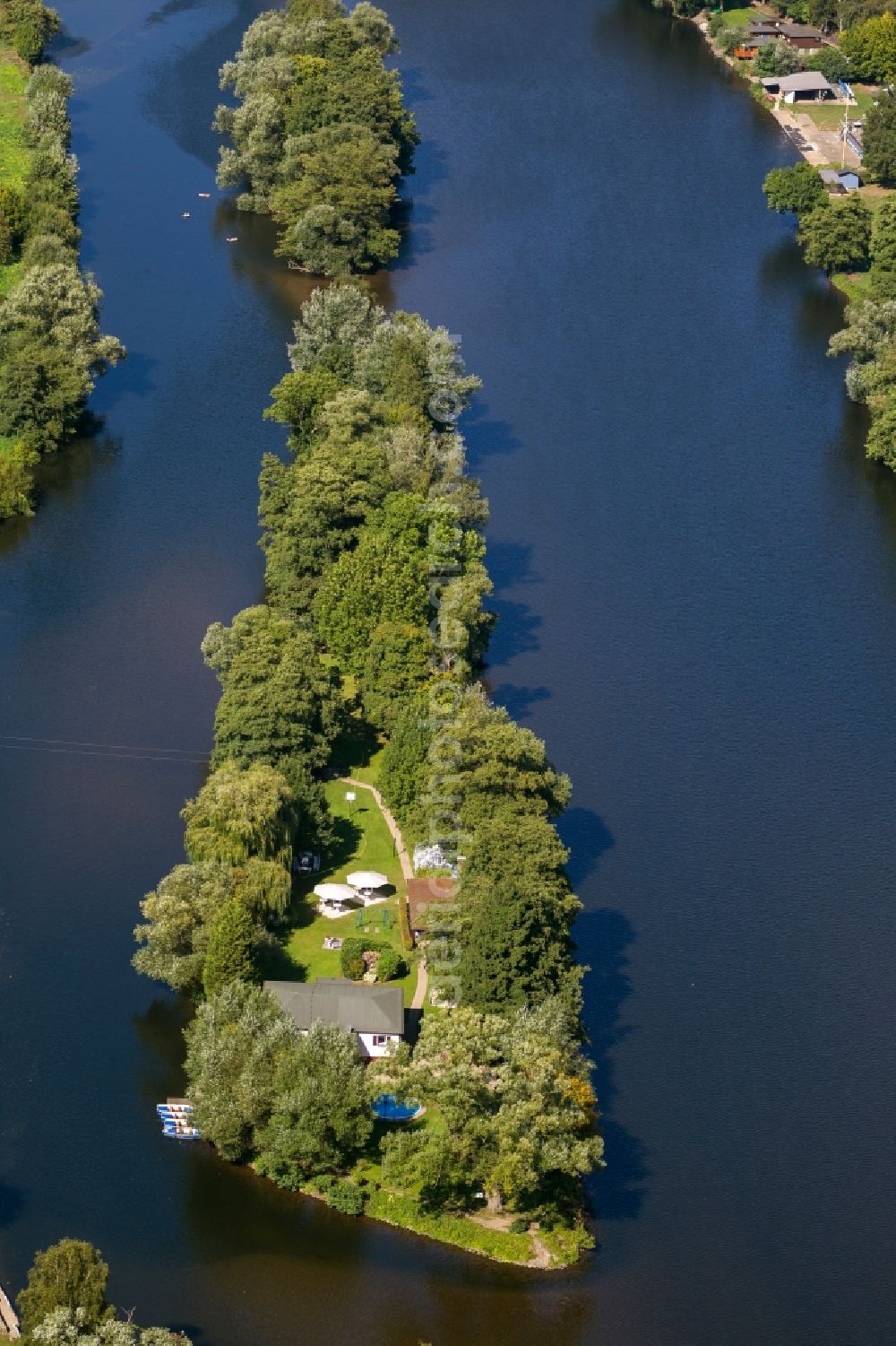 Aerial photograph Witten OT Bommern - View of an island in the Ruhr in the district of Bommern in Witten in the state of North Rhine-Westphalia