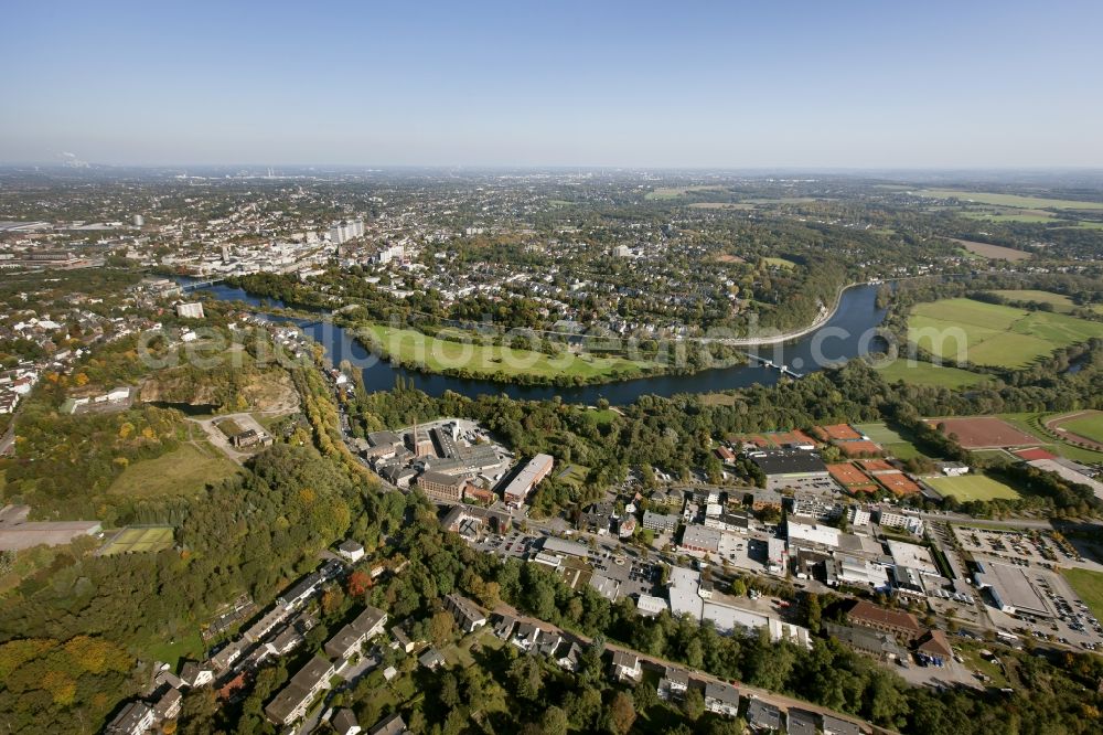 Aerial image Mülheim an der Ruhr - Ruhr promenade between downtown and Saarn in Mülheim an der Ruhr in North Rhine-Westphalia