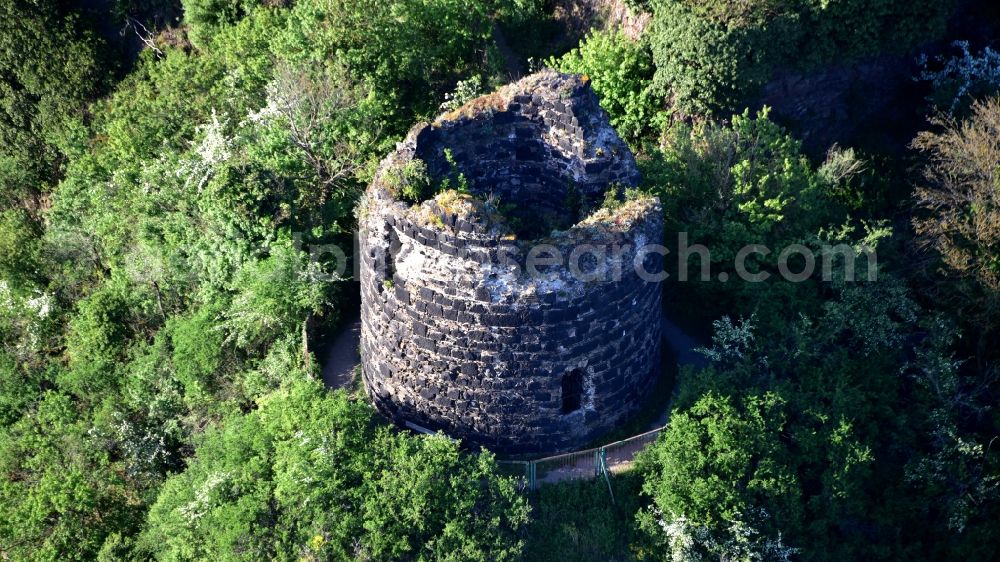 Aerial photograph Hammerstein - Ruins of Hammerstein Castle in Hammerstein in the state Rhineland-Palatinate, Germany