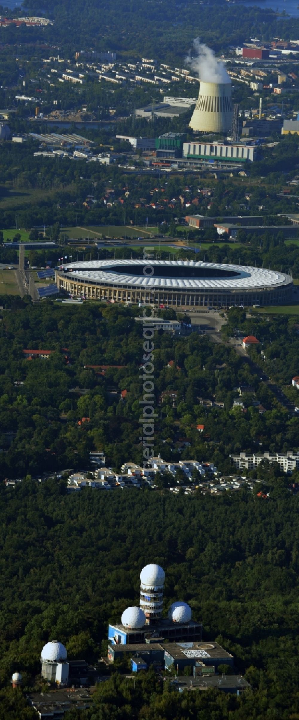 Aerial photograph Berlin - Ruins of the former American military interception and radar system on the Teufelsberg in Berlin - Charlottenburg