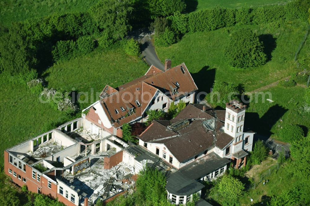 Krummsee from the bird's eye view: Ruin of the former Berghotel Bruhnskoppel in Krummsee in the state of Schleswig-Holstein, Germany