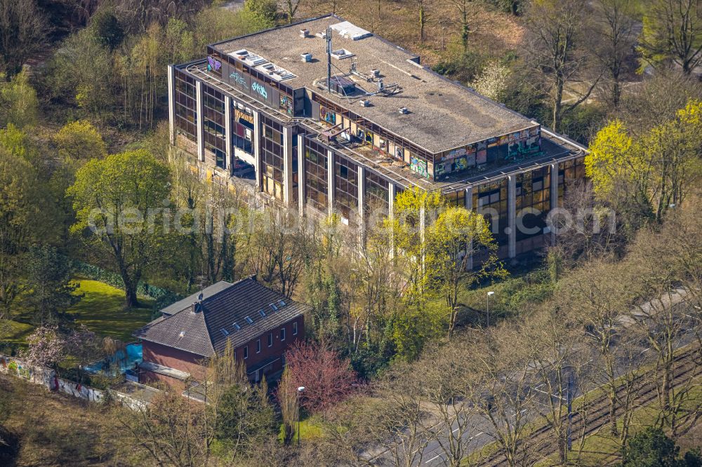 Dortmund from the bird's eye view: Ruins of the former office building Siemens-Nixdorf-Haus on Max-Eyth-Strasse in Dortmund in the state North Rhine-Westphalia, Germany