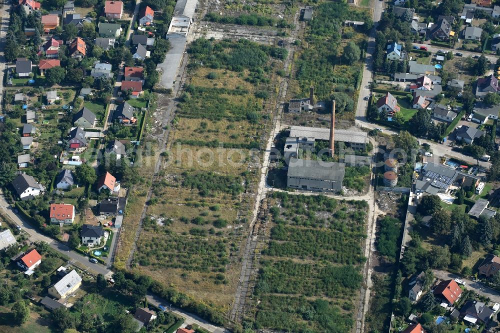 Aerial photograph Berlin - Ruins of the former factory - building an der Anton-von-Werner-Strasse in Berlin