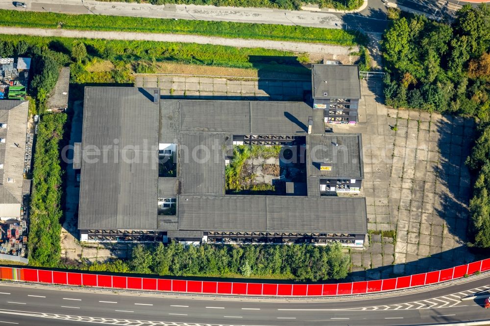 Aerial photograph Bochum - Ruins of the former factory - building of Kleioffabrik Wollino in of Gollheide in the district Wattenscheid in Bochum in the state North Rhine-Westphalia, Germany