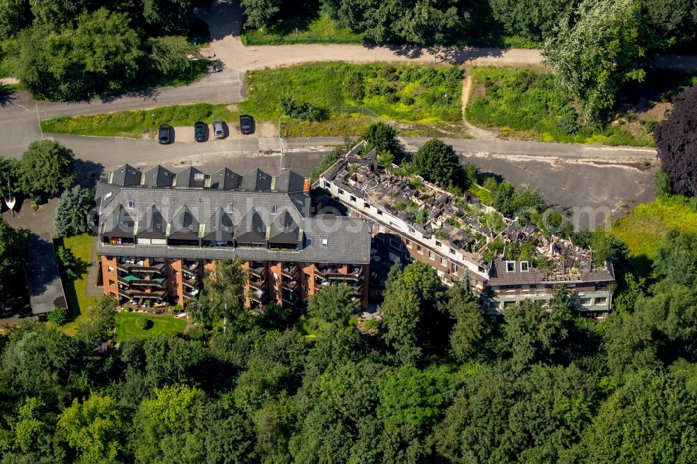 Haltern am See from the bird's eye view: Ruins of the former hotel - the building hotel Seestern in Haltern am See in the state North Rhine-Westphalia