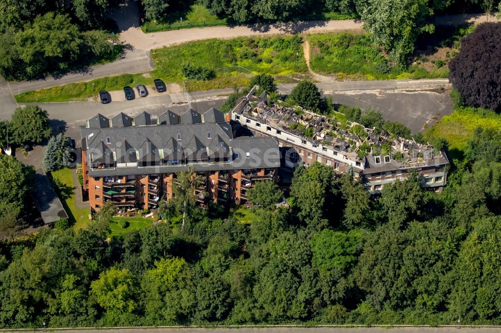 Aerial image Haltern am See - Ruins of the former hotel - the building hotel Seestern in Haltern am See in the state North Rhine-Westphalia