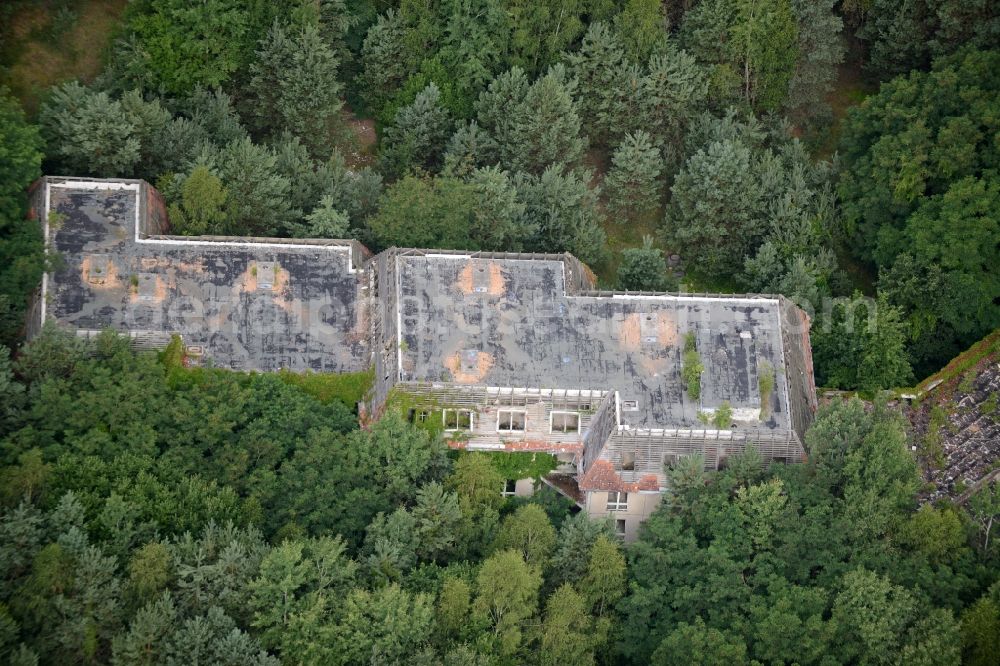 Aerial photograph Templin - Ruins of the former hotel - the building im Waldstueck des Forst Buchheide in Templin in the state Brandenburg