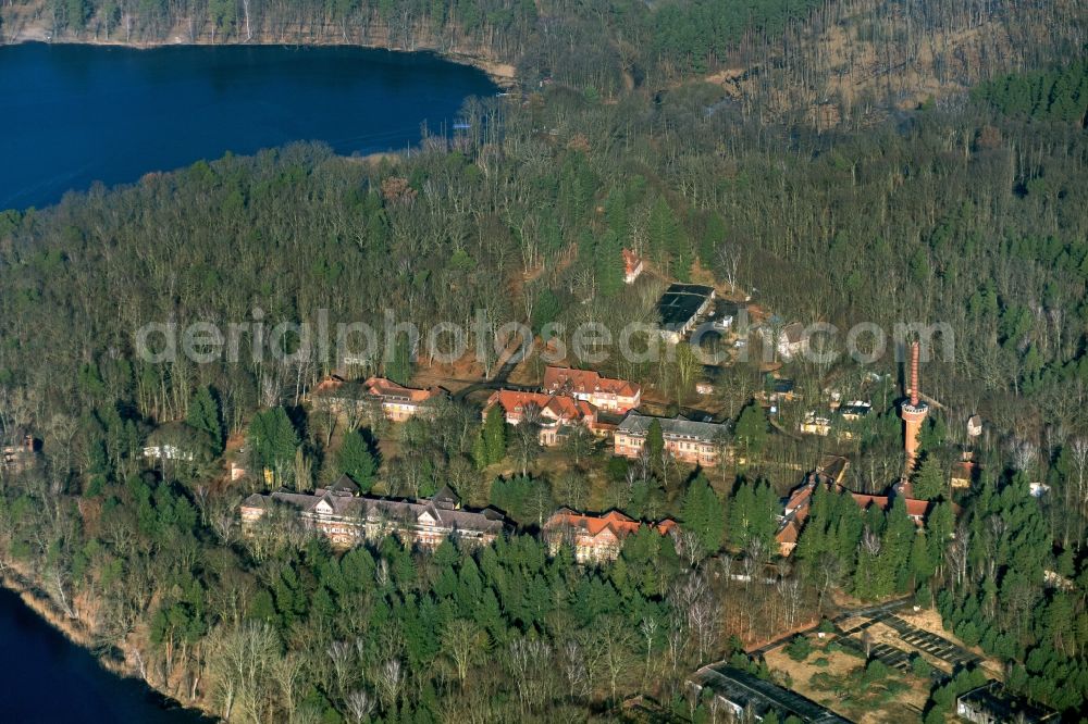 Aerial image Oranienburg - Ruins of the former hospital - building Heilstaette Grabowsee in Oranienburg in the state Brandenburg, Germany