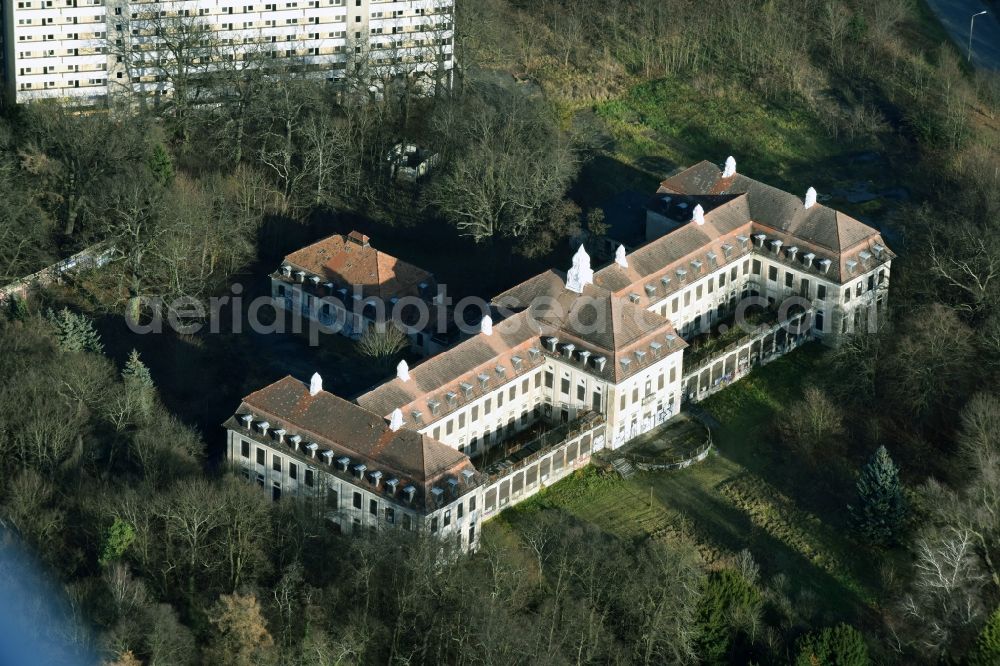 Aerial photograph Berlin - Ruins of the former hospital - building Waldhaus on Poelnitzweg - Zepernicker Strasse in Berlin in Germany