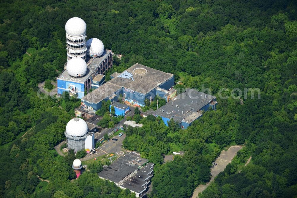 Aerial image Berlin - Ruins of the former American military interception and radar system on the Teufelsberg in Berlin - Charlottenburg