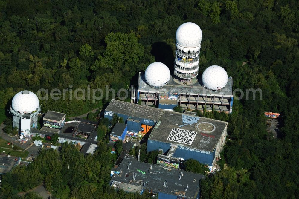 Aerial image Berlin - Ruins of the former American military interception and radar system on the Teufelsberg in Berlin - Charlottenburg